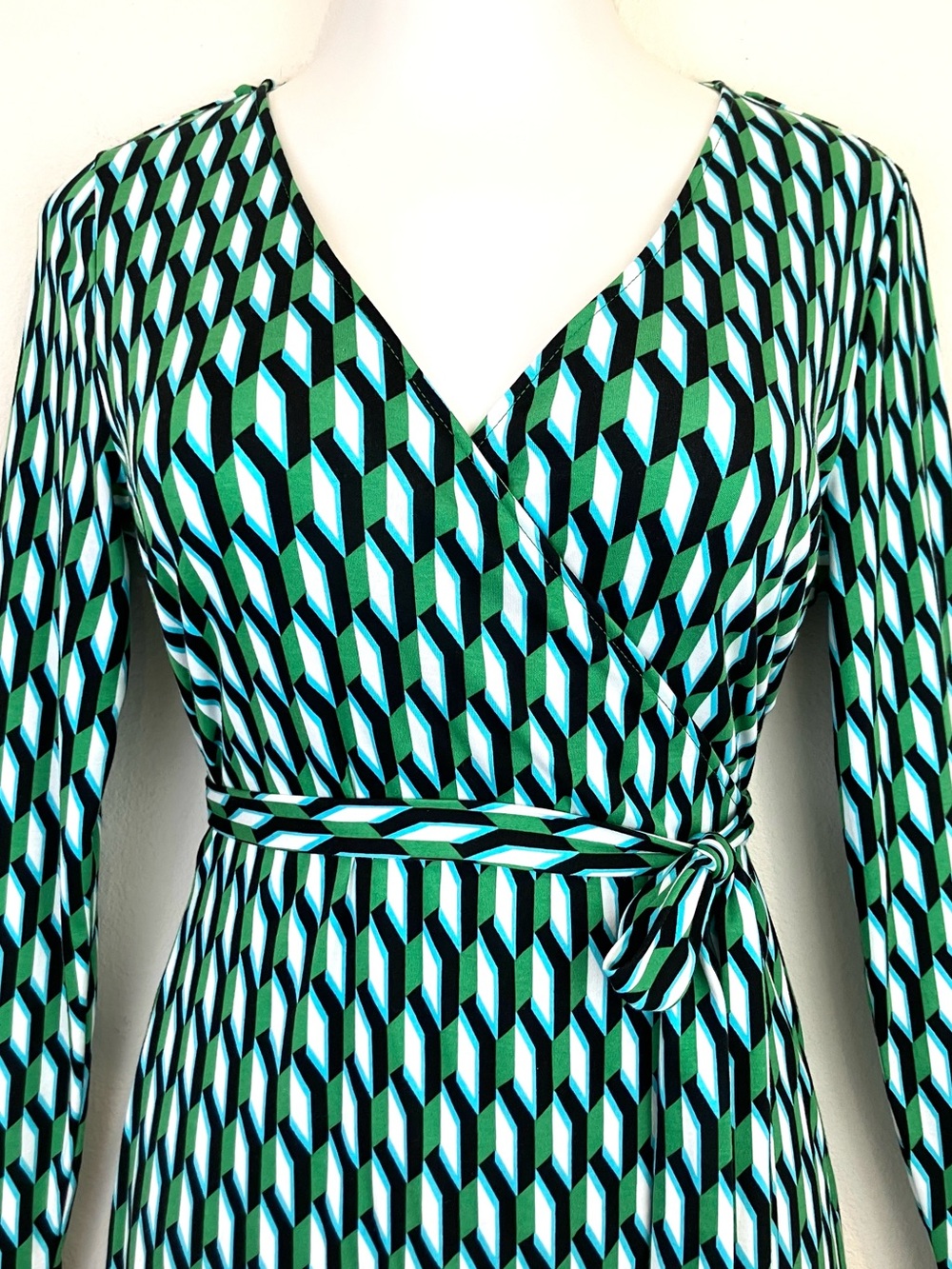 DVF x Target Long Sleeve Midi Wrap Geo Print Dress Sz M - Picture 3 of 9